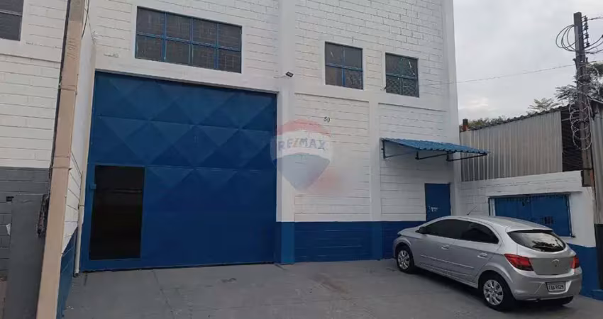 Galpão impecável com 200m² no leocádia em sorocaba com mezanino