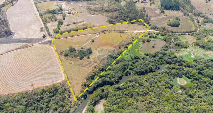 Terreno à venda na Avenida Itavuvu, 8,901, Jardim Santa Cecília, Sorocaba