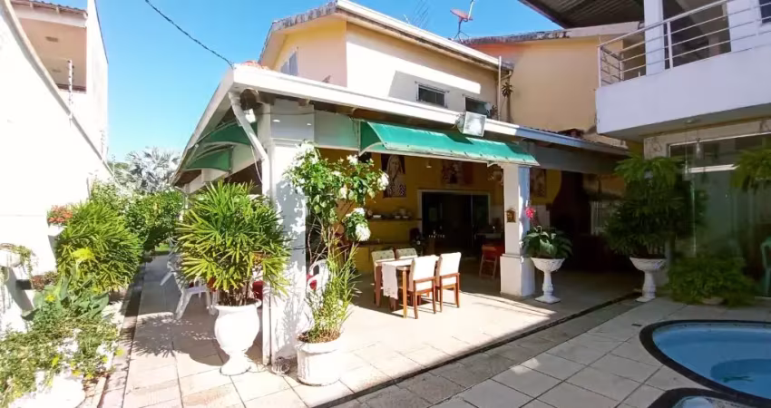 Casa dos sonhos, condomínio  ponta negra, aceita financiamento, aceita fgts.