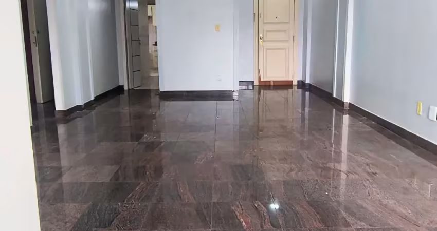 Condomínio karine barra bairro parque dez, 150m2, imóvel  quitado e apto para financiar aceita fgts