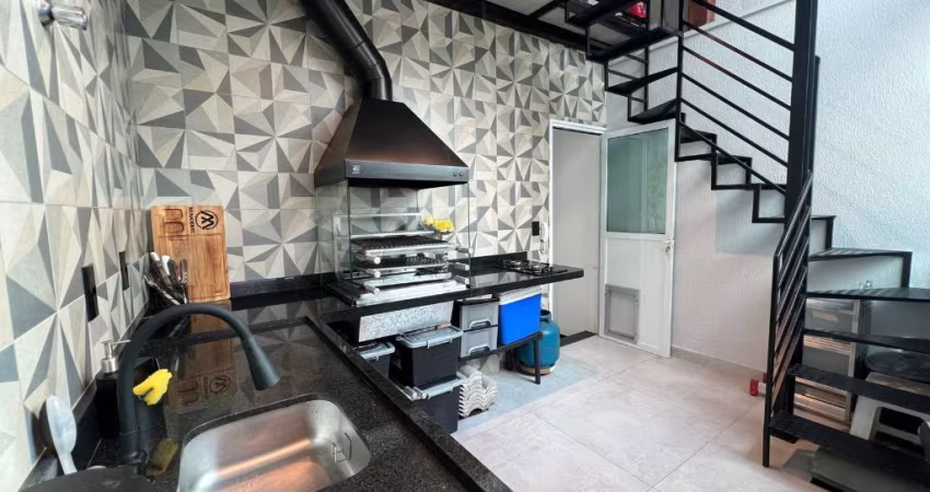 Cobertura com 114 m², 2 dormitórios, 1 suíte, área gourmet na Vila Alzira - Santo André/SP