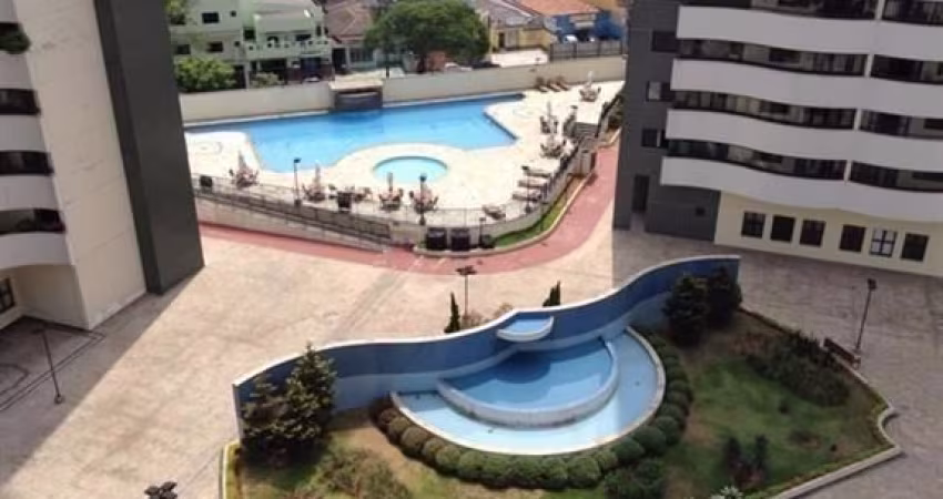 Apartamento com 144 m² de área útil, com 3 dormitórios sendo 2 suítes, 4 banheiros, sacada com churrasqueira, 4 vagas, aceita permuta!