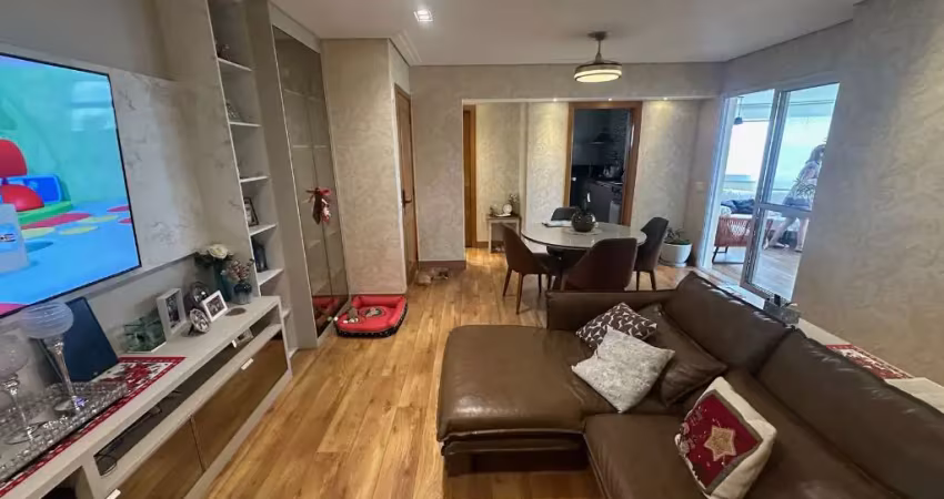 Apartamento com 126 m², 3 suítes, 3 vagas no Condomínio Blue Residence em Santo André.