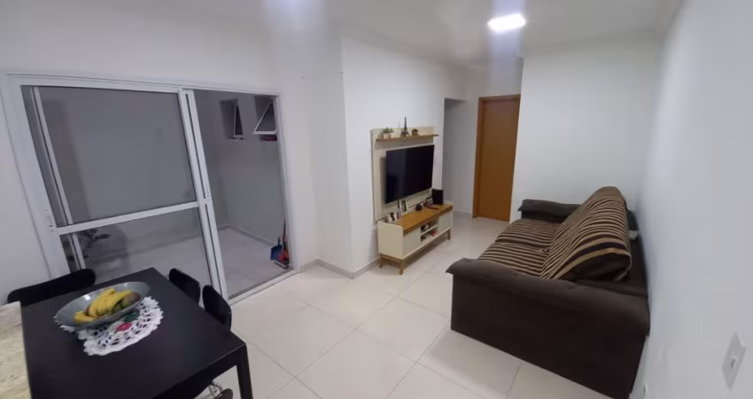 Apartamento com 65 m², sem condomínio e com elevador no Mauá Jardim Haydee.