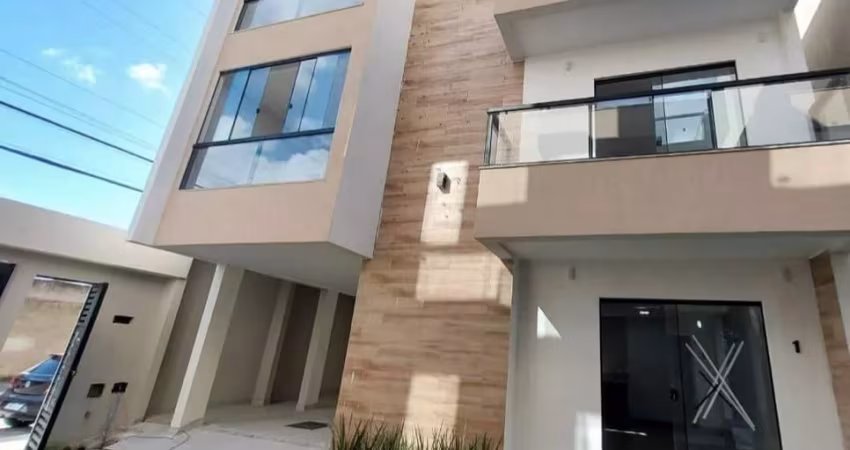 CASA TRIPLEX ALTO PADRÃO!