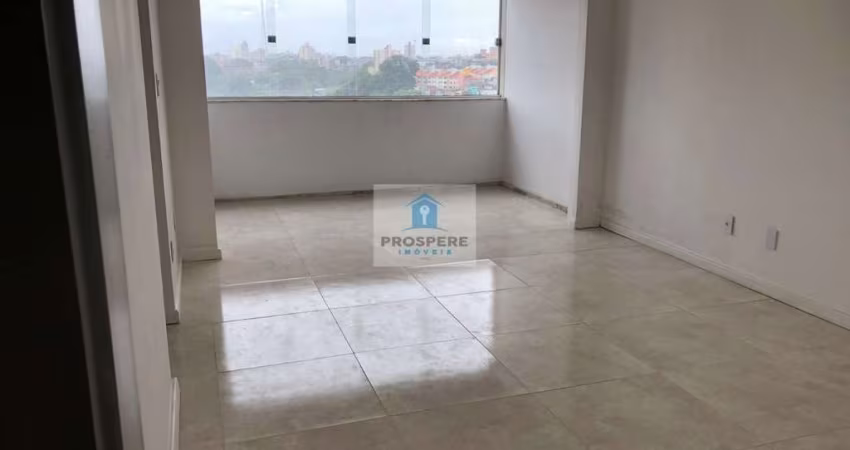 Apartamento em Daniel Lisboa, REFORMADO, 2 quartos, sendo 1 suíte, varanda integrada, 3 banheiros, dependência completa, 1 vaga de garagem.