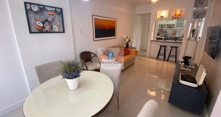 Apartamento na Barra, quarto e sala, PORTEIRA FECHADA e 1 vaga de garagem