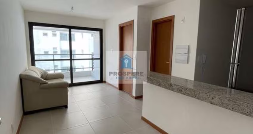 Apartamento nascente no Canela, andar alto, varanda, e o imóvel conta conta com 2 vagas de garagem.