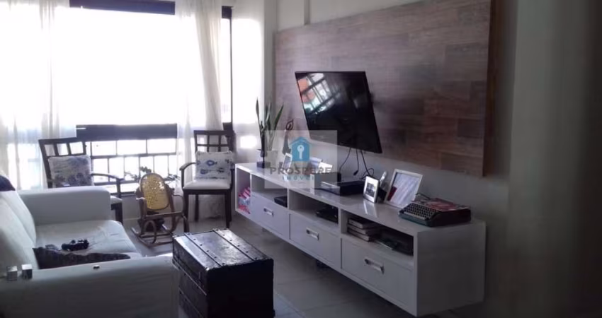 Apartamento no Garcia, 3 quartos, sendo 1 suíte, 3 banheiros, 2 vagas de garagem, área de serviço completa, varanda.
