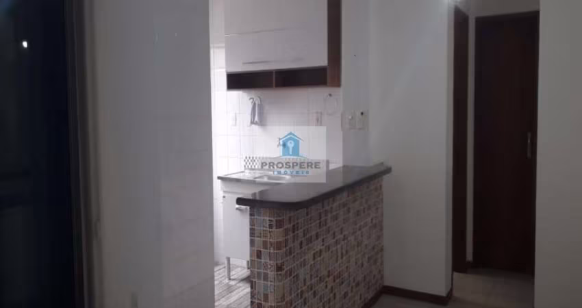 Apartamento quarto e sala na Cardeal da Silva, varanda, cozinha americana com área de serviço e 1 vaga de garagem