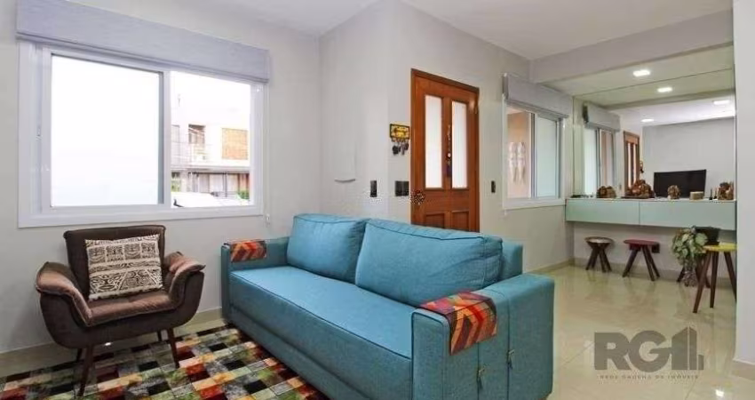 Casa 129m² - 3 dormitórios, 2 vagas no bairro Hípica