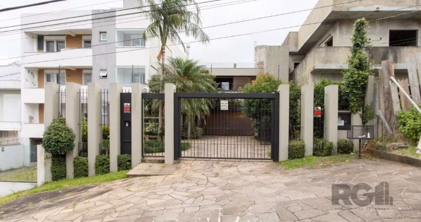 Casa 4 dormitórios à venda Cristal Porto Alegre/RS