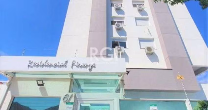 Cobertura duplex na Medianeira de 2 dormitórios e 2 vagas