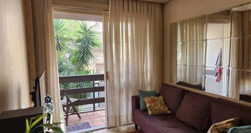 Apartamento de 02 dormitórios, Bairro Auxiliadora