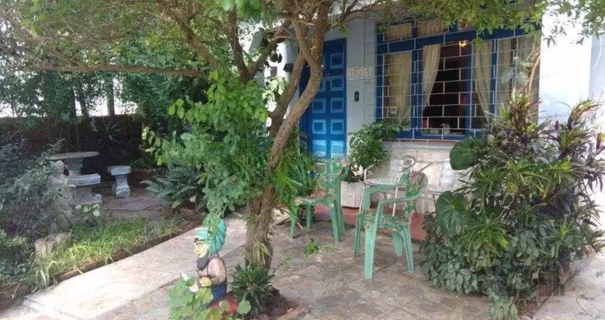 Casa com 3 dormitórios no bairro Sarandi