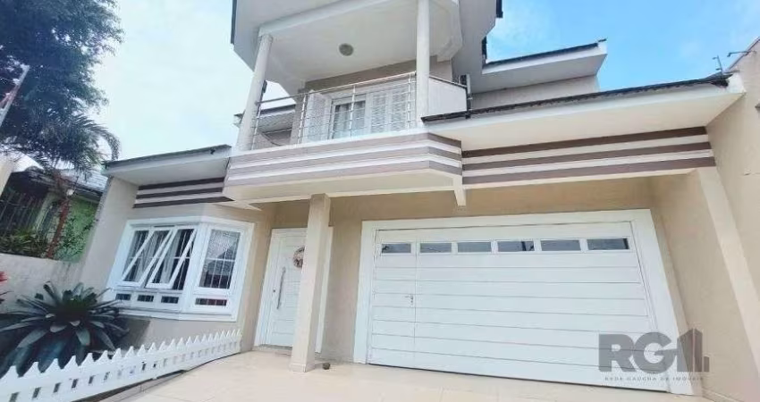 Excelente casa de 250m² com 3 dormitórios no bairro Sarandi.