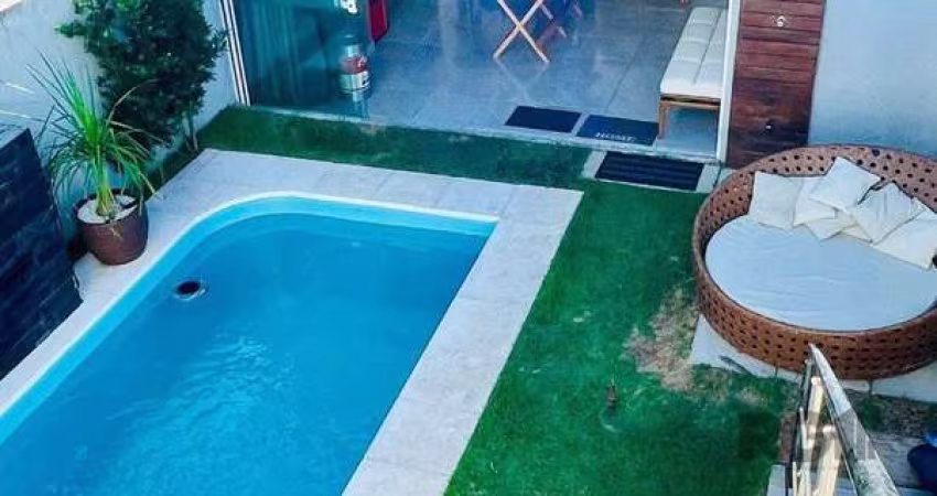 CASA COM 4 DORMITORIOS SUITE , A 3 QUADRAS DO MAR !!