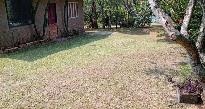Sitio a venda em Itapuã