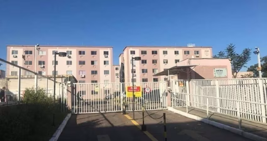 Apartamento no bairro Hípica - 2 dormitórios