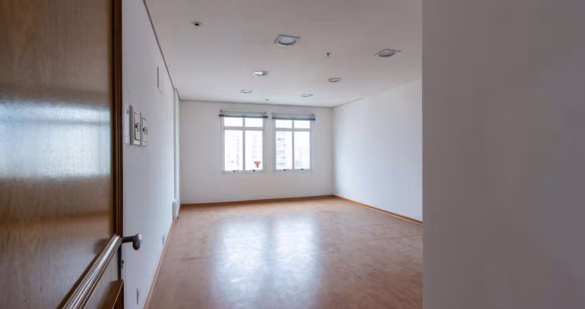 Sala/conjunto comercial para venda, 32,66m² privativoa, com 2 vagas - Menino Deu