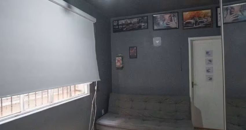 Apartamento estilo studio no coração da cidade baixa .