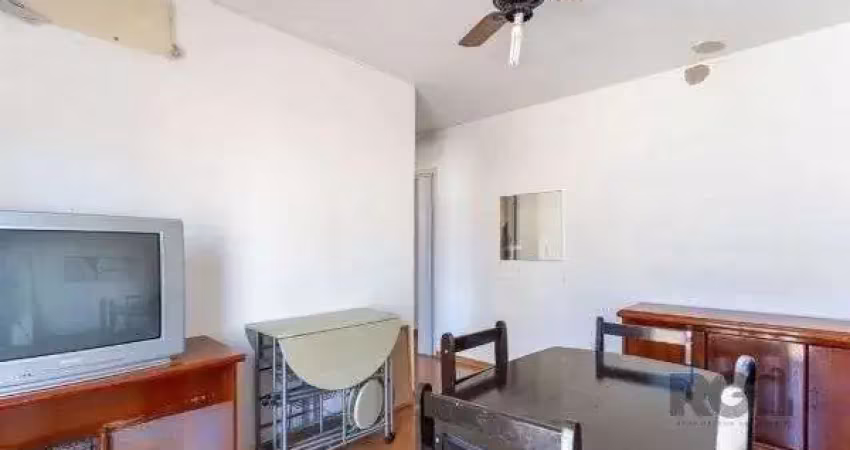 Apartamento no Passo D'areia de 1 dormitório e vaga