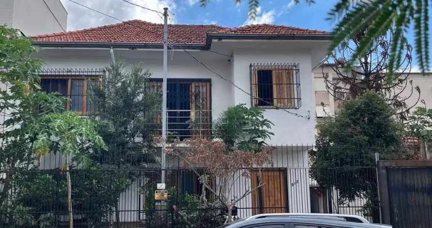 Casa de 4 dormitórios no bairro santo antônio, porto alegre