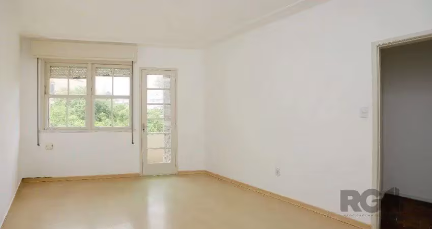 Apartamento 03 dormitórios no bairro santana em porto alegre.