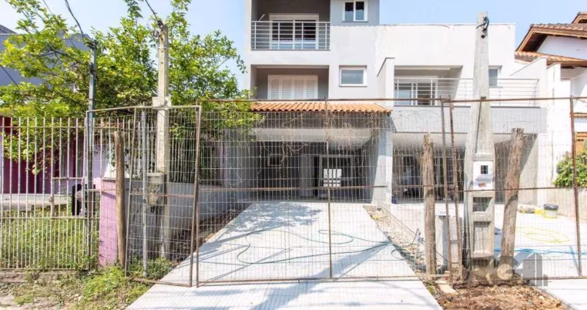 Sobrado 3 dormitórios à venda Espírito Santo Porto Alegre/RS