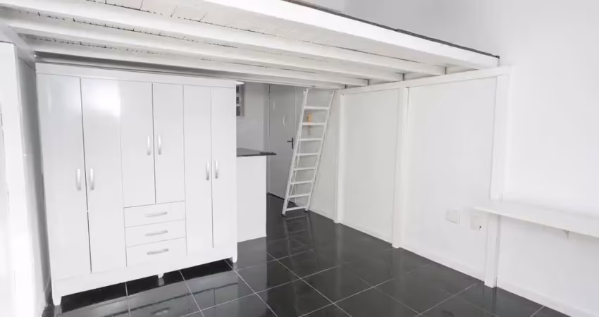 Studio no Centro Histórico - para morar ou investir