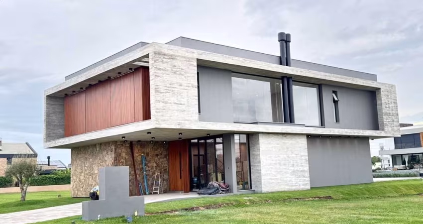 Casa Beira Lago, com área privativa 307,76M²/ por R$ 4.280.000 - Eldorado do Sul