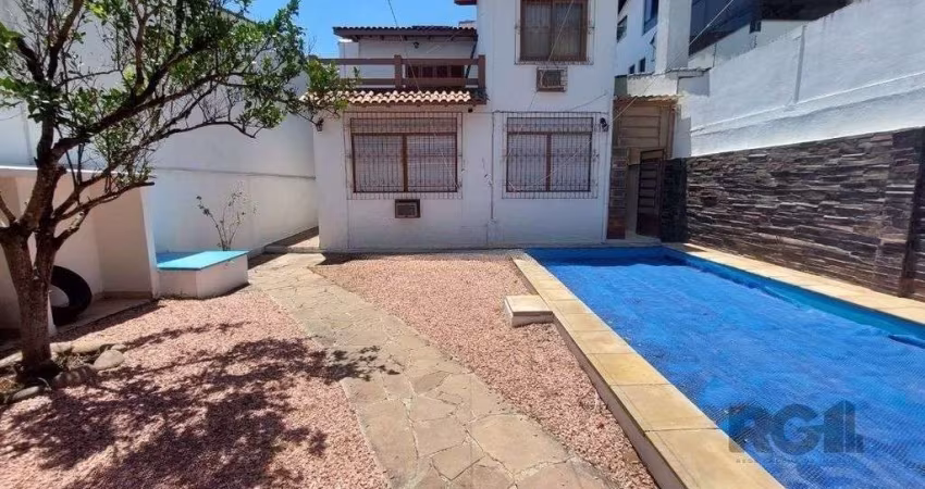 Casa 5 dormitórios à venda Medianeira Porto Alegre/RS