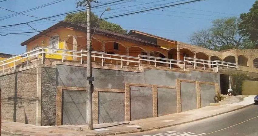 Casa 7 dormitórios à venda Glória Porto Alegre/RS