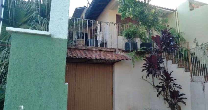 Casa 2 dormitórios à venda Teresópolis Porto Alegre/RS