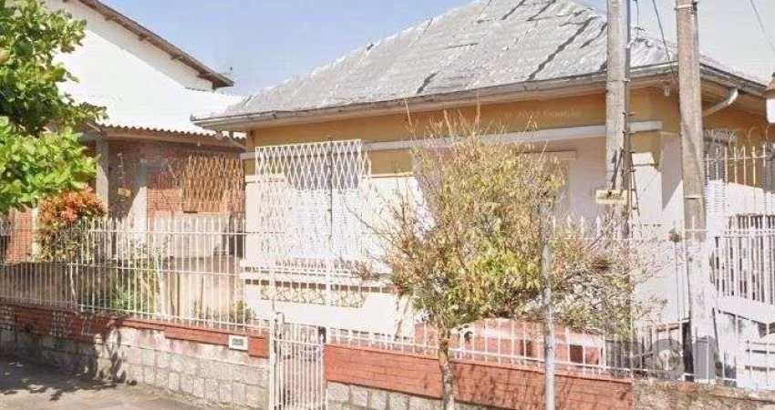 Casa 4 dormitórios à venda Partenon Porto Alegre/RS