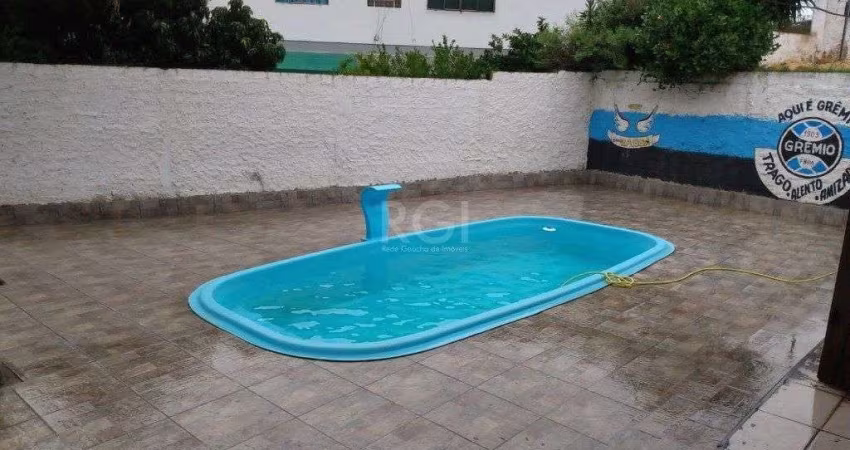 Casa para Venda no Centro de Viamão de 3 dormitórios e vaga
