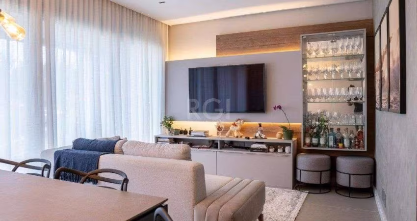 Apartamento para Venda - 81.57m², 2 dormitórios, sendo 1 suites, 2 vagas - Centr