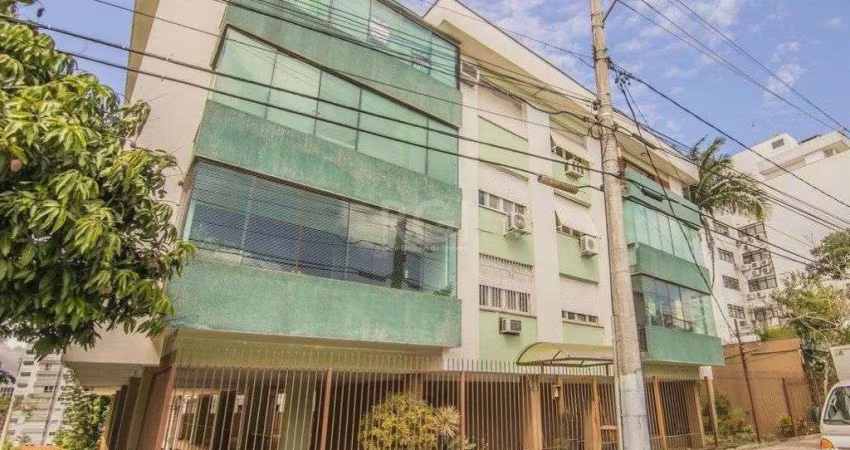 Apartamento para Venda - 192m², 3 dormitórios, sendo 1 suites, 2 vagas - Petrópo