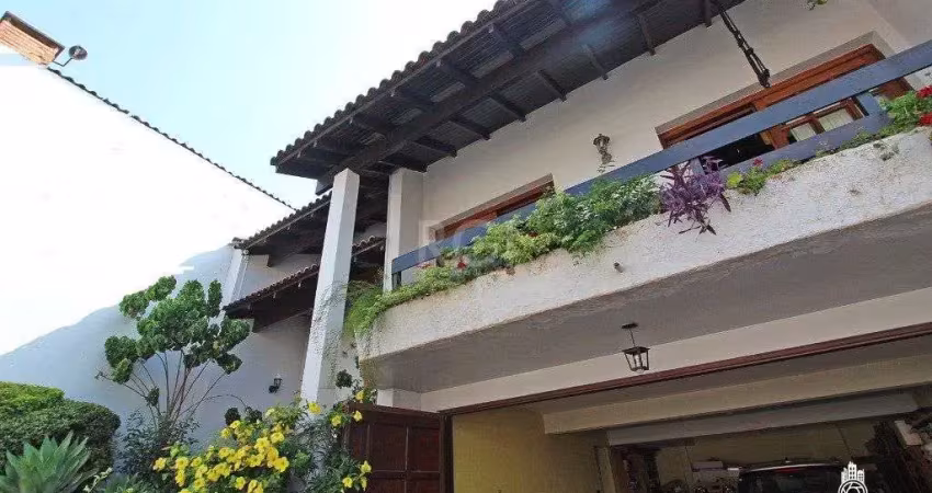 Casa para venda - 326m², 3 dormitórios, sendo 3 suites, 4 vagas - glória