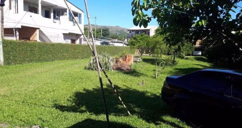Casa para Venda - 69m², 2 dormitórios, 5 vagas - Vila Nova