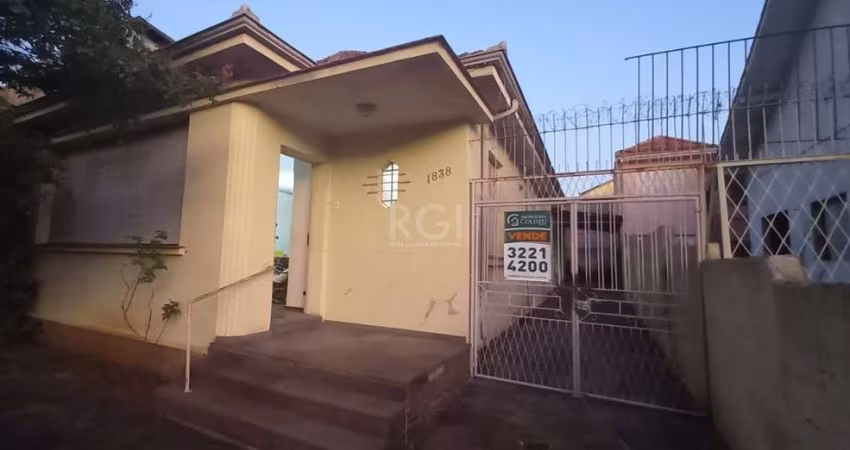 Casa 3 dormitórios à venda São João Porto Alegre/RS