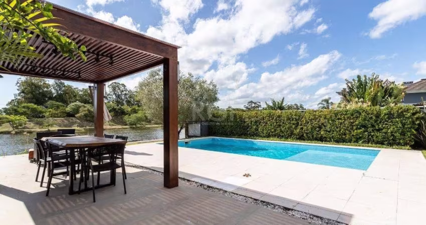 Casa Condominio para Venda - 340m², 4 dormitórios, sendo 4 suites, 4 vagas - Ter