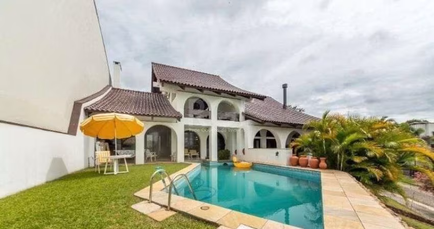 Casa para Venda - 456m², 3 dormitórios, sendo 2 suites, 2 vagas - Vila Assunção