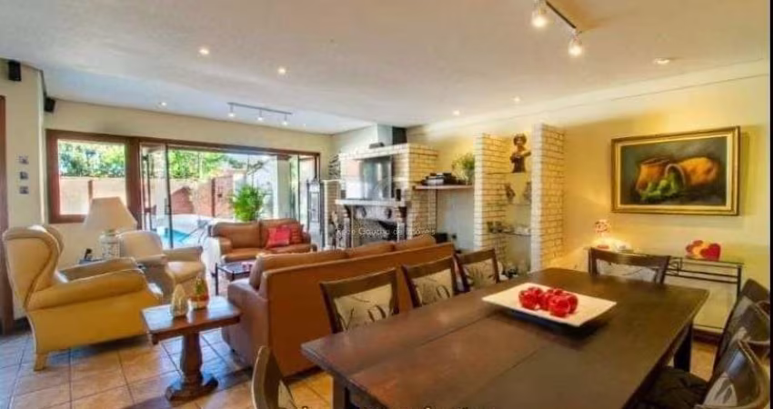 Casa para Venda - 280m², 4 dormitórios, sendo 1 suites, 3 vagas - Jardim Isabel
