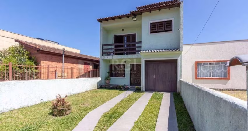 Sobrado para Venda - 356.93m², 4 dormitórios, sendo 2 suites, 4 vagas - Tristeza