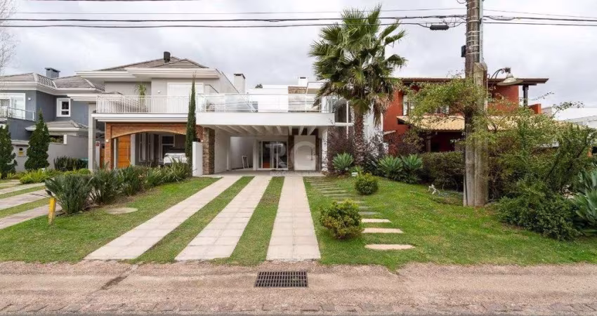Casa Condominio para Venda - 294.3m², 5 dormitórios, sendo 5 suites, 4 vagas - T