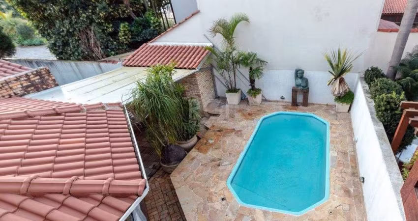 Casa Condominio para Venda - 233.52m², 3 dormitórios, sendo 3 suites, 2 vagas -