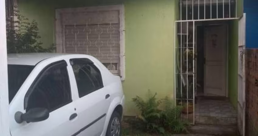Casa para Venda - 60m², 2 dormitórios, 1 vaga - Vila Nova