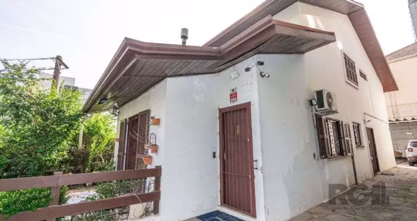 Sobrado no moinhos de vento de 4 dormitórios e 4 vagas