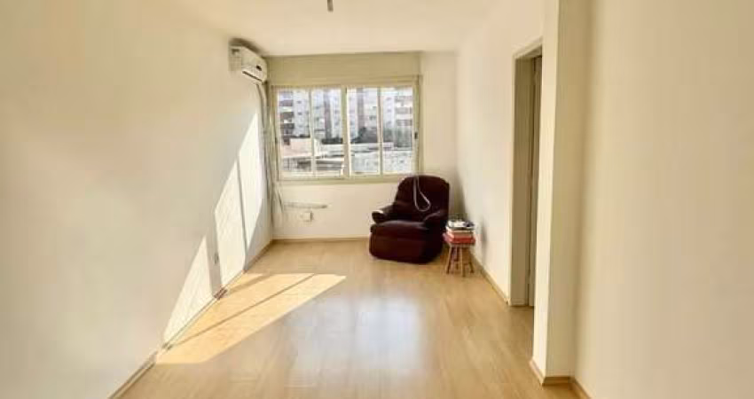 Excelente apartamento 2 quartos 1 vaga de garagem escriturada prédio com elevado